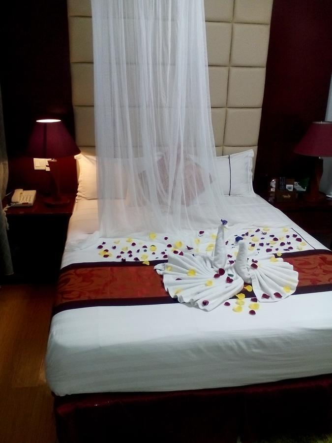 Rahnile Hotel Bahir Dar Exterior foto