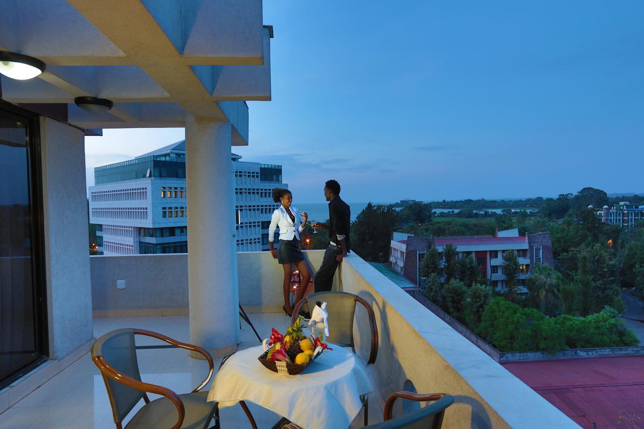 Rahnile Hotel Bahir Dar Exterior foto